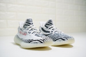 Adidas Yeezy 350 Boost V2 Zebra