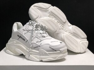 Balenciaga Triple S Allover Logo Blanco