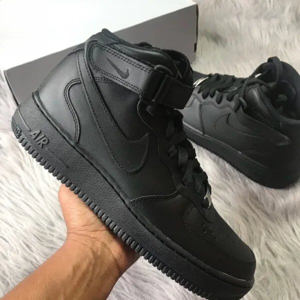 Air Force 1 Mid Black - Imagen 6