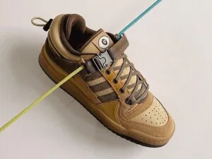 Adidas Bad Bunny Marrone