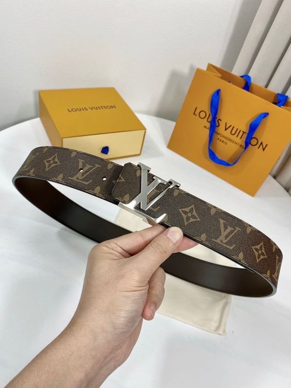 Cinturón Louis Vuitton Clásico