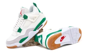 Air Jordan 4 SB Pine Green