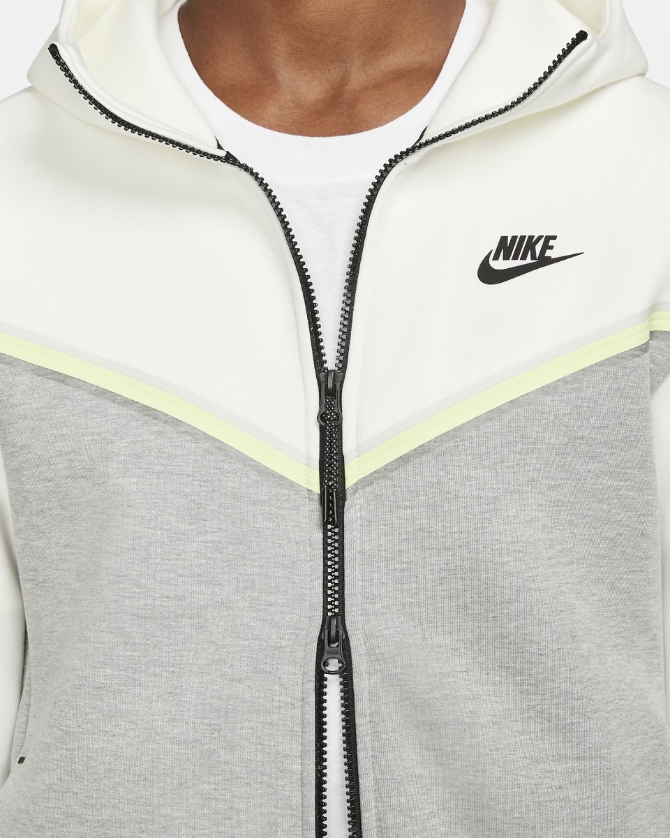 Sudadera y pantalón Nike Tech “Neon Grey”