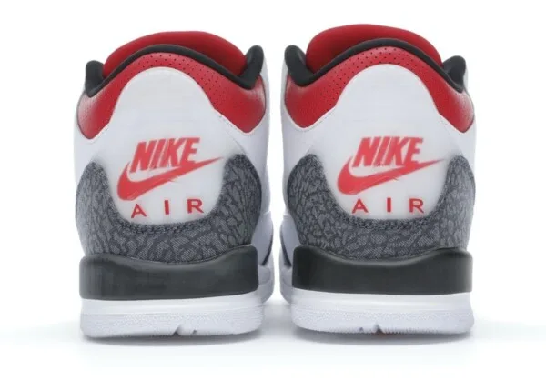Air Jordan 3 “Rosso Fuoco” - Immagine 4
