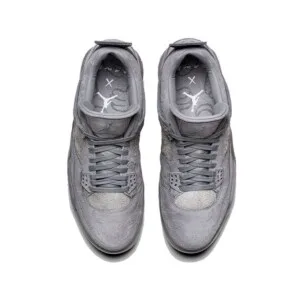 Air Jordan 4 «Kaws»