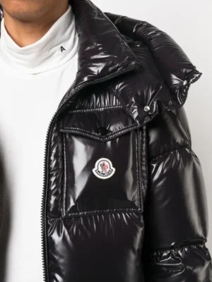 Chaqueta Moncler «Bolsillo delantero»