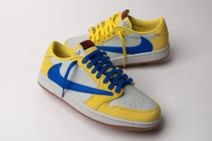 Air Jordan 1 Low Travis Scott Canary