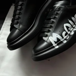 Alexander McQueen «Graffiti» Black