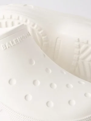 Sandalias Balenciaga x Crocs Blanco